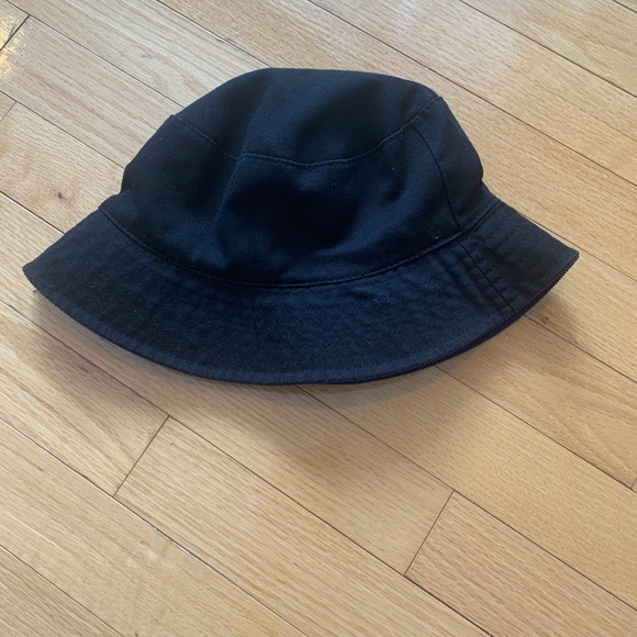 Bucket hat - Picture 2 of 2